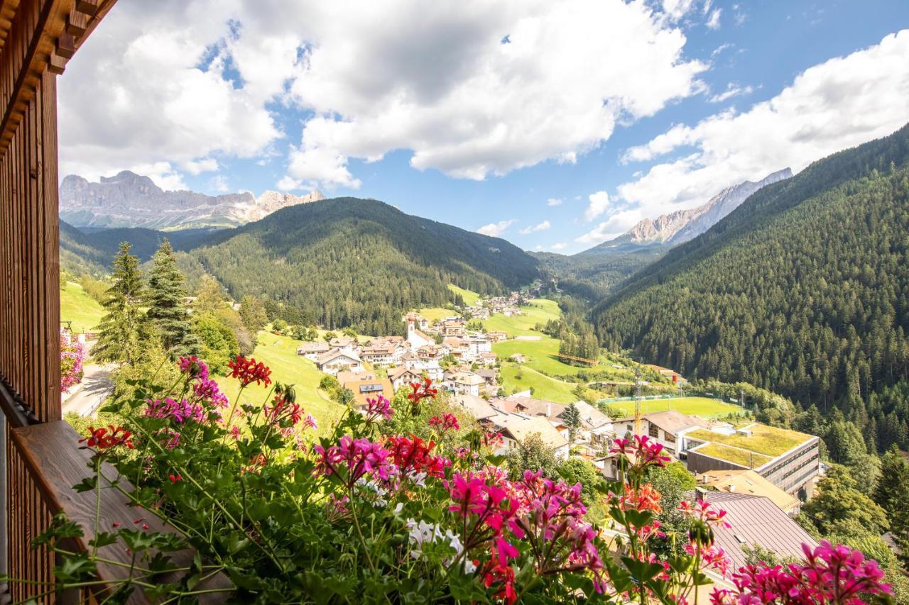 Mounthotel Niggl Welschnofen Buitenkant foto