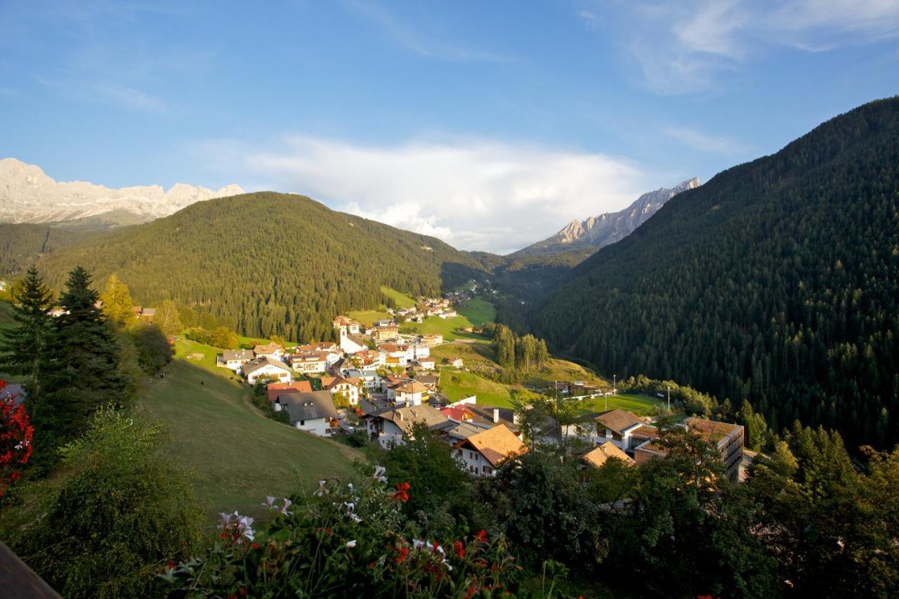 Mounthotel Niggl Welschnofen Buitenkant foto